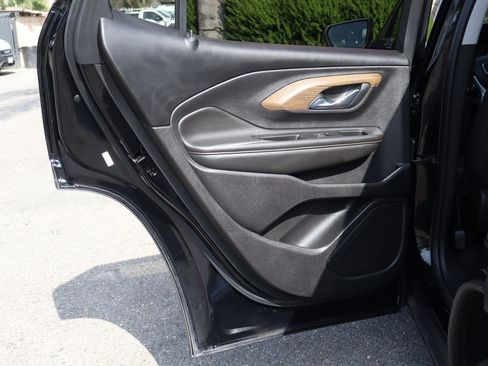 Used 2020 GMC Terrain SLE w/ Driver Convenience Package image 40