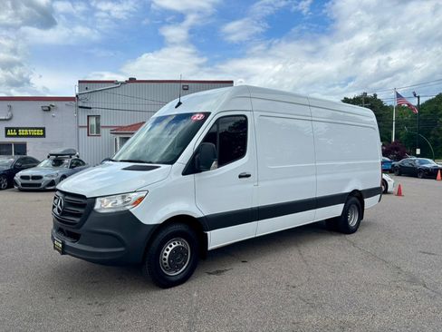 Used 2023 Mercedes-Benz Sprinter 3500 image 1