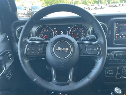 Used 2019 Jeep Wrangler Unlimited Sport S AWD/4WD image 13