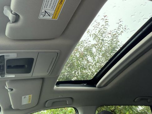 Used 2026 Honda CR-V EX image 2