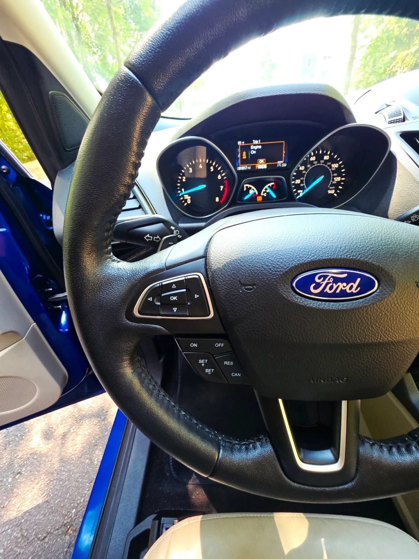 Used 2017 Ford Escape Titanium FWD image 31
