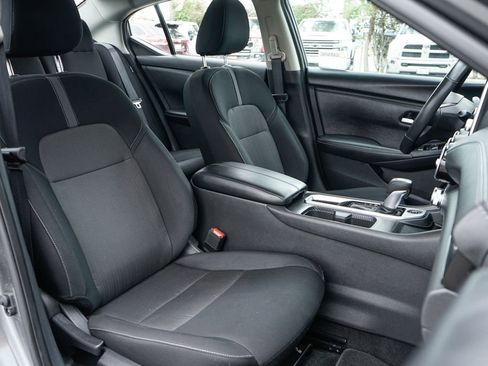 Used 2025 Nissan Sentra SV w/ All-Weather Package FWD image 33