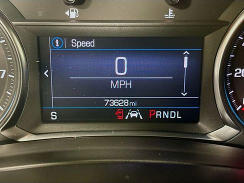 Used 2023 Chevrolet Equinox LT AWD/4WD image 14