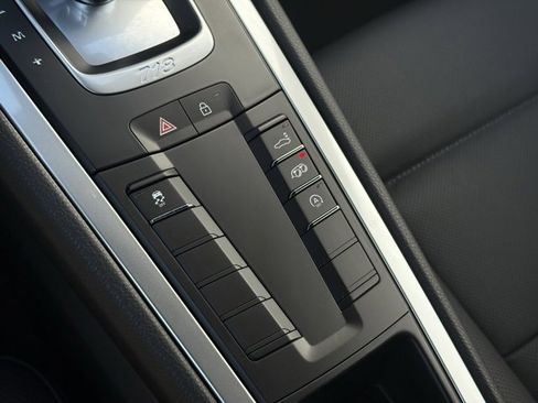 New 2025 Porsche 718 Cayman image 21