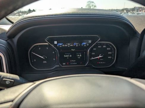 Used 2022 GMC Sierra 3500 Denali w/ Denali Ultimate Package image 21