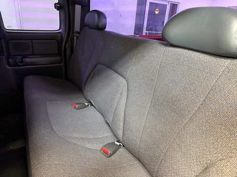 Used 2002 Chevrolet Silverado 1500 Base image 14