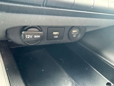 Used 2023 Hyundai Elantra SEL w/ Convenience Package FWD image 30