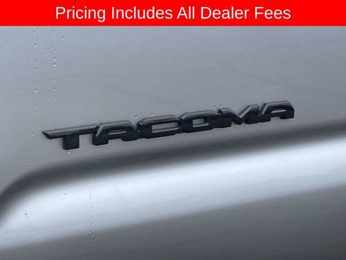 Used 2023 Toyota Tacoma SR5 w/ Technology Package AWD/4WD image 11