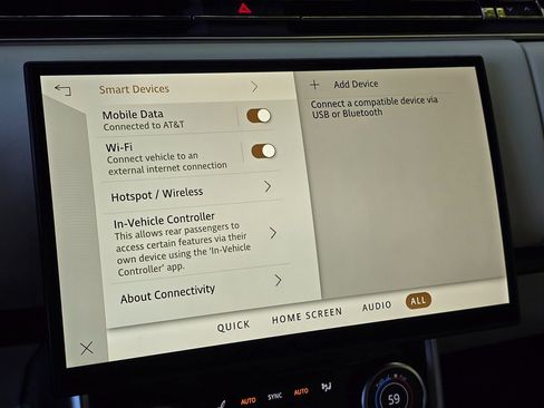 Used 2023 Land Rover Range Rover SE image 41