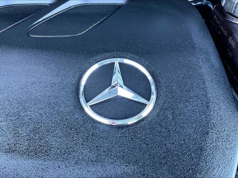 Used 2025 Mercedes-Benz GLA 250 image 32