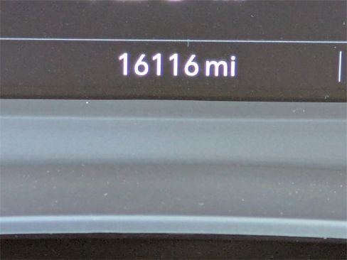 Used 2025 Cadillac XT5 Premium Luxury image 31