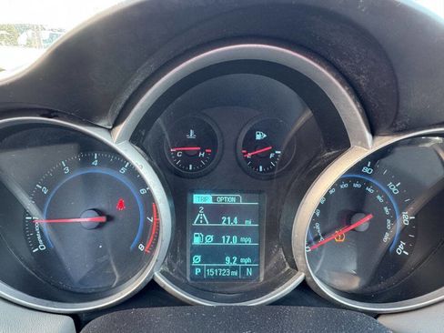 Used 2014 Chevrolet Cruze LT image 13