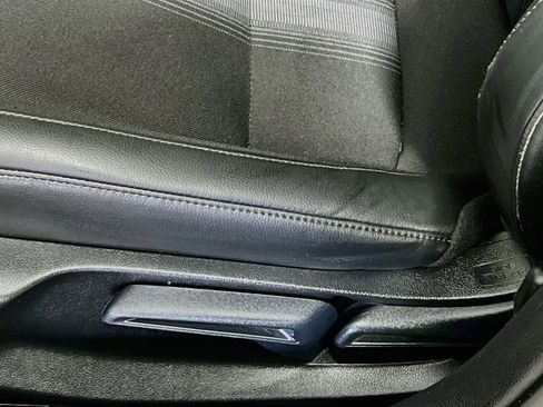 Used 2025 Honda Civic Sport image 15