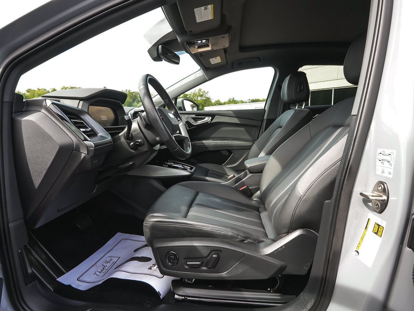 Used 2023 Audi Q4 e-tron Premium Plus w/ Premium Plus AWD/4WD image 30