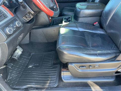 Used 2008 Chevrolet Silverado 2500 LTZ w/ Safety Package image 19