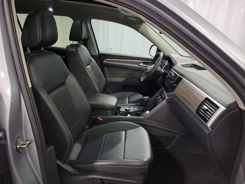 Used 2022 Volkswagen Atlas SEL image 30