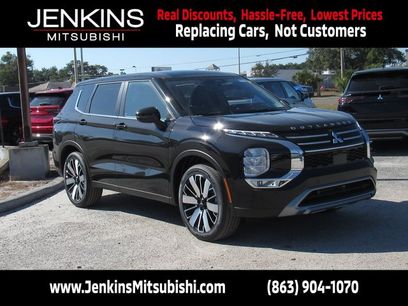New 2025 Mitsubishi Outlander SE