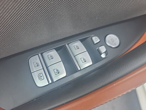 Used 2025 BMW 840i image 18