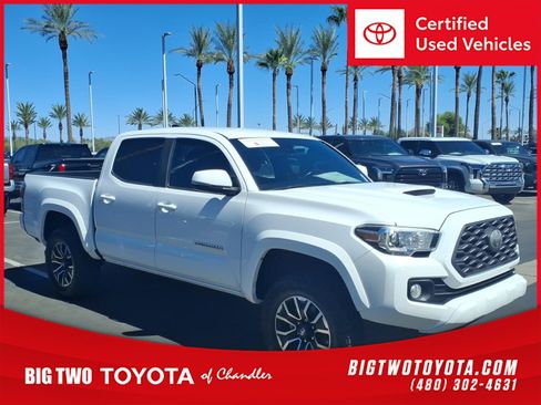 Certified 2020 Toyota Tacoma TRD Sport w/ Technology Package AWD/4WD image 1