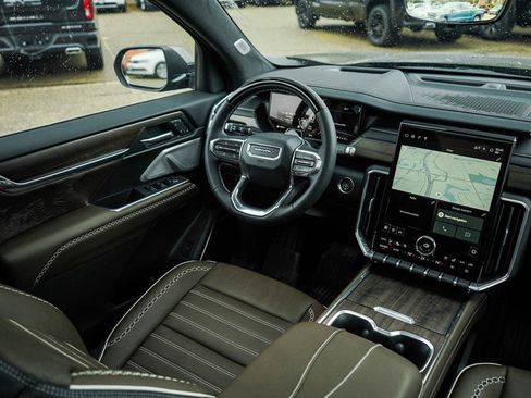 New 2026 GMC Acadia Denali Ultimate w/ LPO, Floor Liner Package image 16