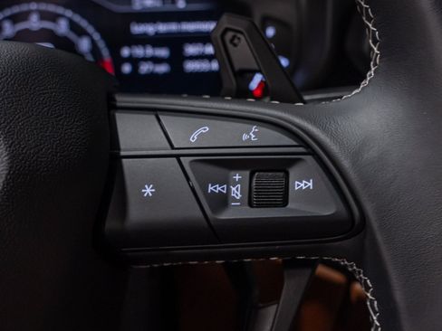 Used 2023 Lamborghini Urus S AWD/4WD image 45