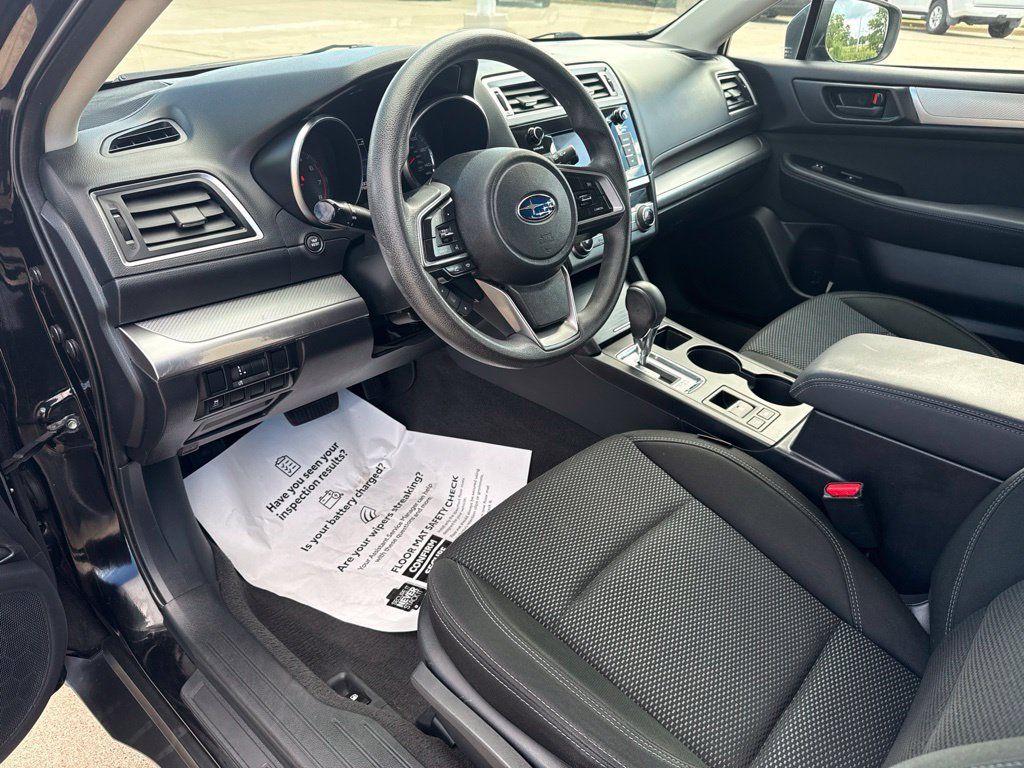 Used 2018 Subaru Outback 2.5i AWD/4WD image 8