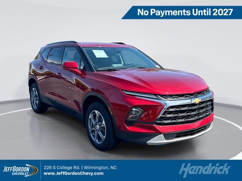 Used 2024 Chevrolet Blazer LT w/ Convenience Package FWD image 1