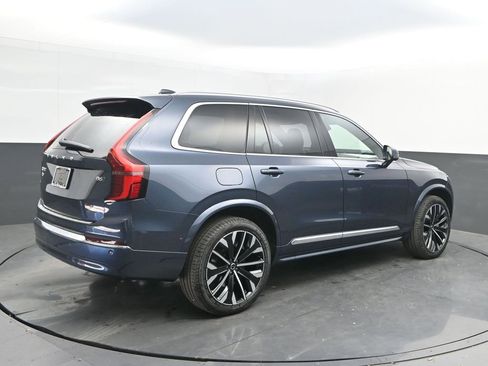 New 2026 Volvo XC90 B6 Plus w/ Protection Package Premier AWD/4WD image 7