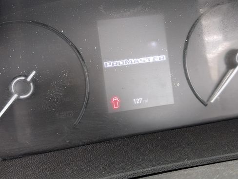 Used 2023 RAM ProMaster 3500 w/ Premium Appearance Group FWD image 4
