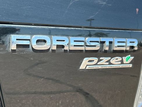 Used 2011 Subaru Forester 2.5X Premium w/ All-Weather Pkg AWD/4WD image 23