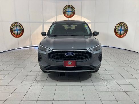 Used 2025 Ford Escape Active AWD/4WD image 18