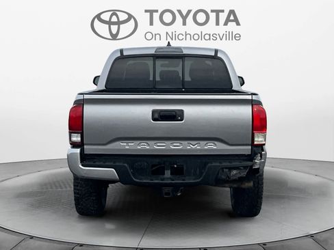 Used 2021 Toyota Tacoma SR image 5