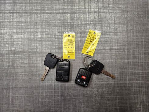 Used 2003 Ford F150 Lariat AWD/4WD image 17