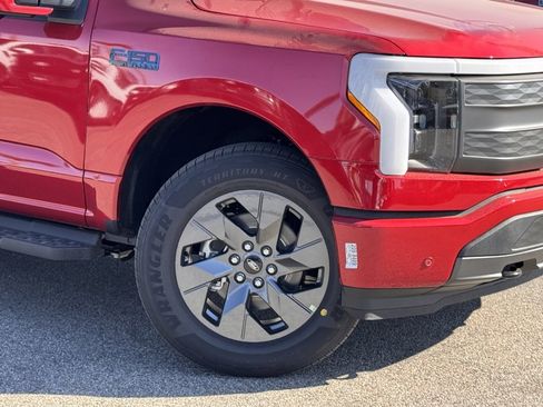 New 2025 Ford F150 Lightning Lariat image 4
