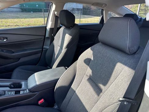 Used 2023 Honda Accord EX image 13