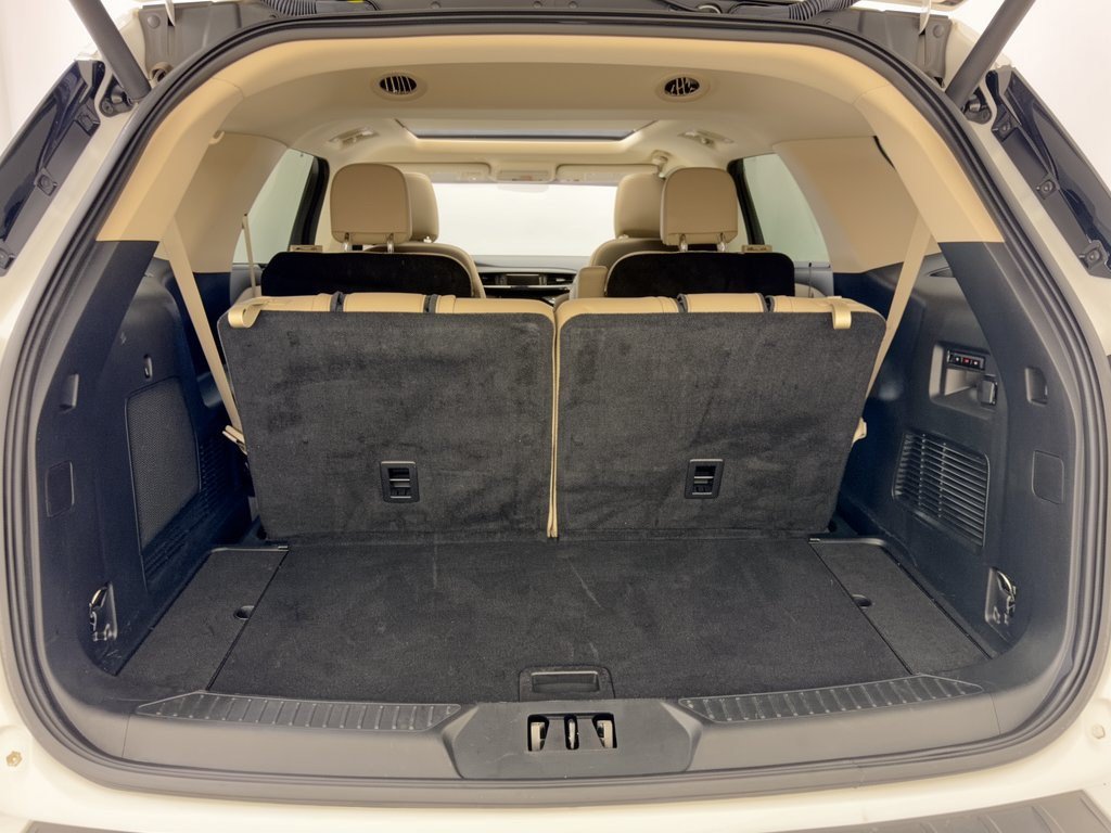 Certified 2023 Ford Explorer Limited w/ Limited Technology Package RWD image 28