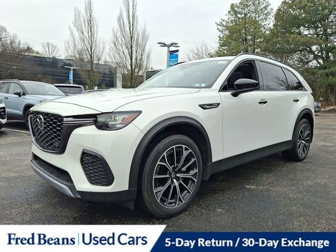 Used 2025 MAZDA CX-70 Plug-In Hybrid w/ Premium Pkg image 3