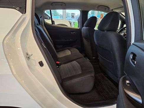 Certified 2023 Nissan Leaf S image 29