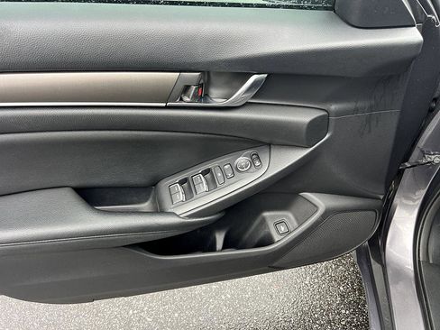 Used 2019 Honda Accord LX image 19