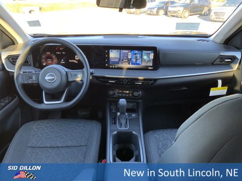 New 2026 Nissan Kicks SV w/ SV Premium Package image 5