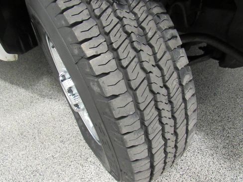 Used 2015 Chevrolet Express 3500 image 24