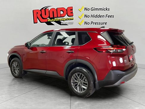 Used 2023 Nissan Rogue S AWD/4WD image 4