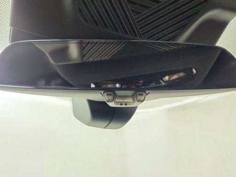 Used 2025 BMW X2 xDrive28i image 53