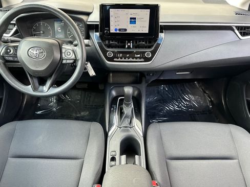 Used 2023 Toyota Corolla LE image 12