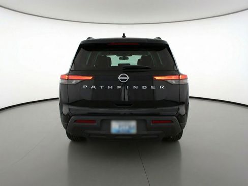 Used 2025 Nissan Pathfinder SV image 7