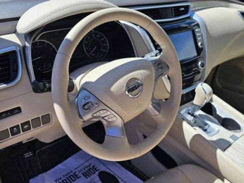 Used 2017 Nissan Murano SL w/ SL Technology Package AWD/4WD image 18