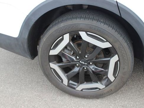 Used 2023 Kia Telluride S AWD/4WD image 38