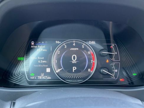 Used 2019 Lexus UX 250h w/ Premium Package AWD/4WD image 38
