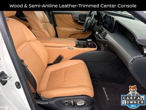 Used 2021 Lexus LS 500 w/ Interior Upgrade Package RWD image 23