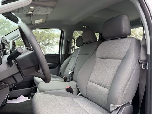 Used 2025 Ford F150 XLT AWD/4WD image 8